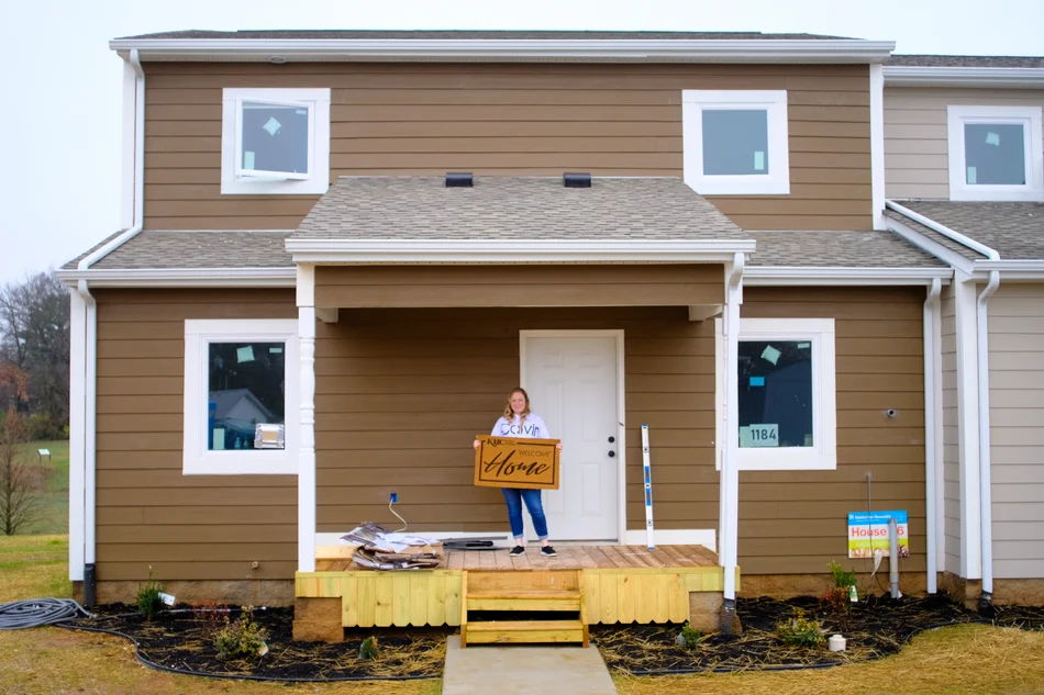 Ashley Davis - Habitat for Humanity
